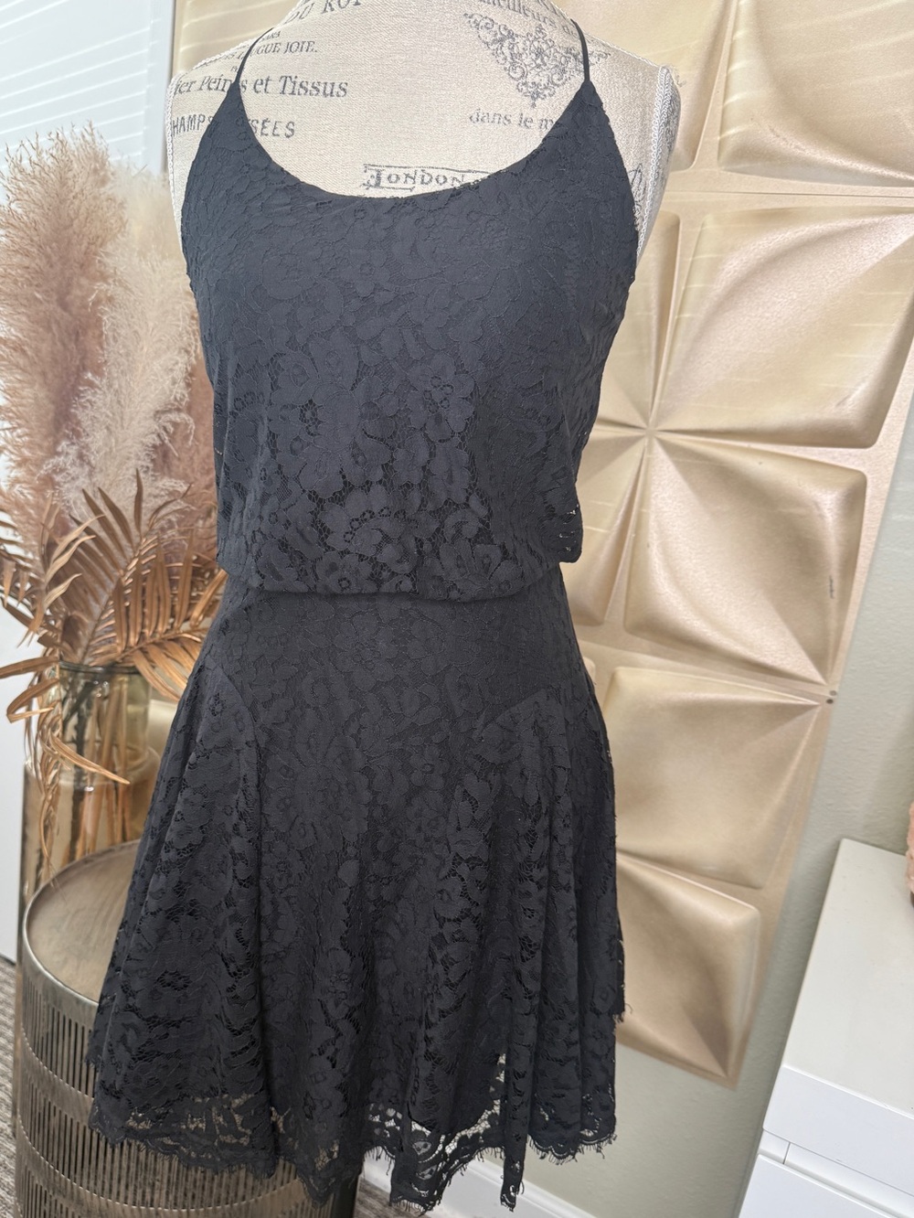 Joie Black Lace Halter Blouson Mini Dress Eyelash Hem Size XS